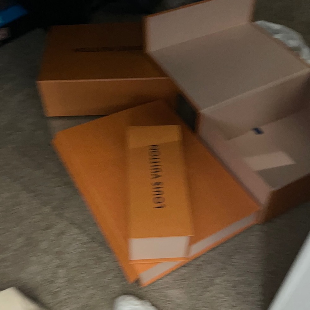 louie vuitton genuwine boxes multiple sizes